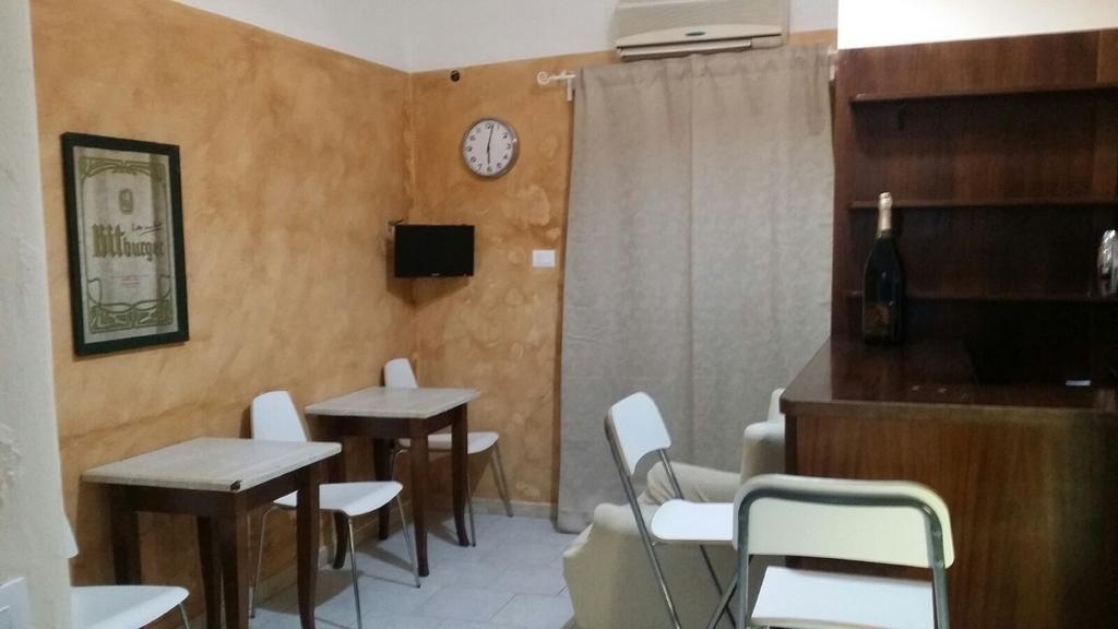 Atrium Rooms 卡塔尼亚 外观 照片