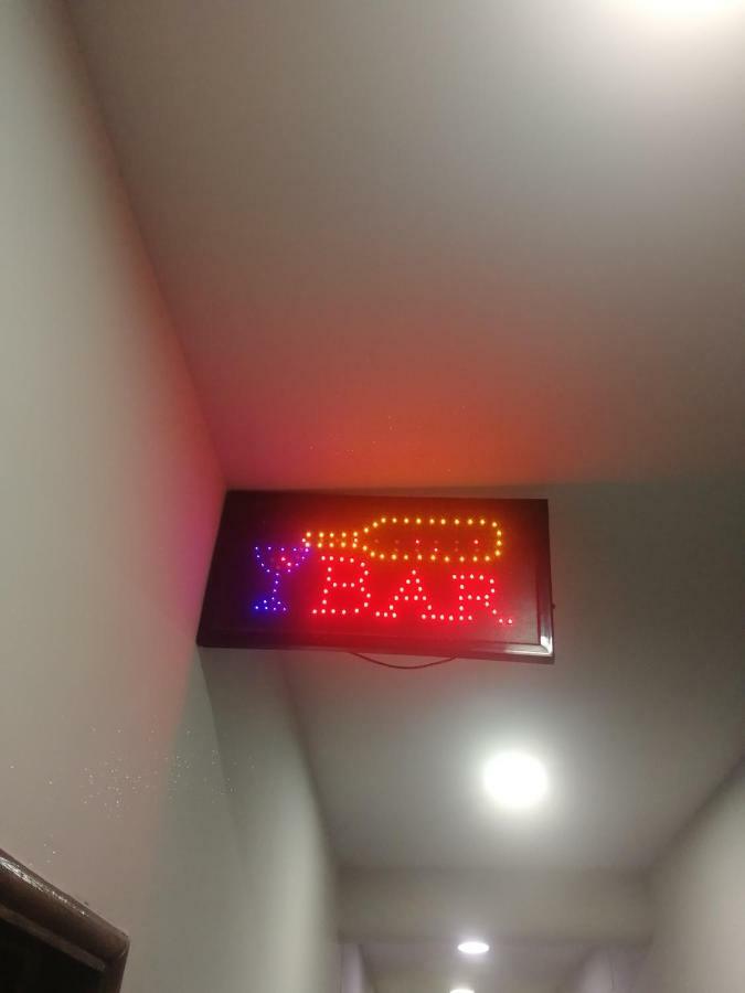 Atrium Rooms 卡塔尼亚 外观 照片