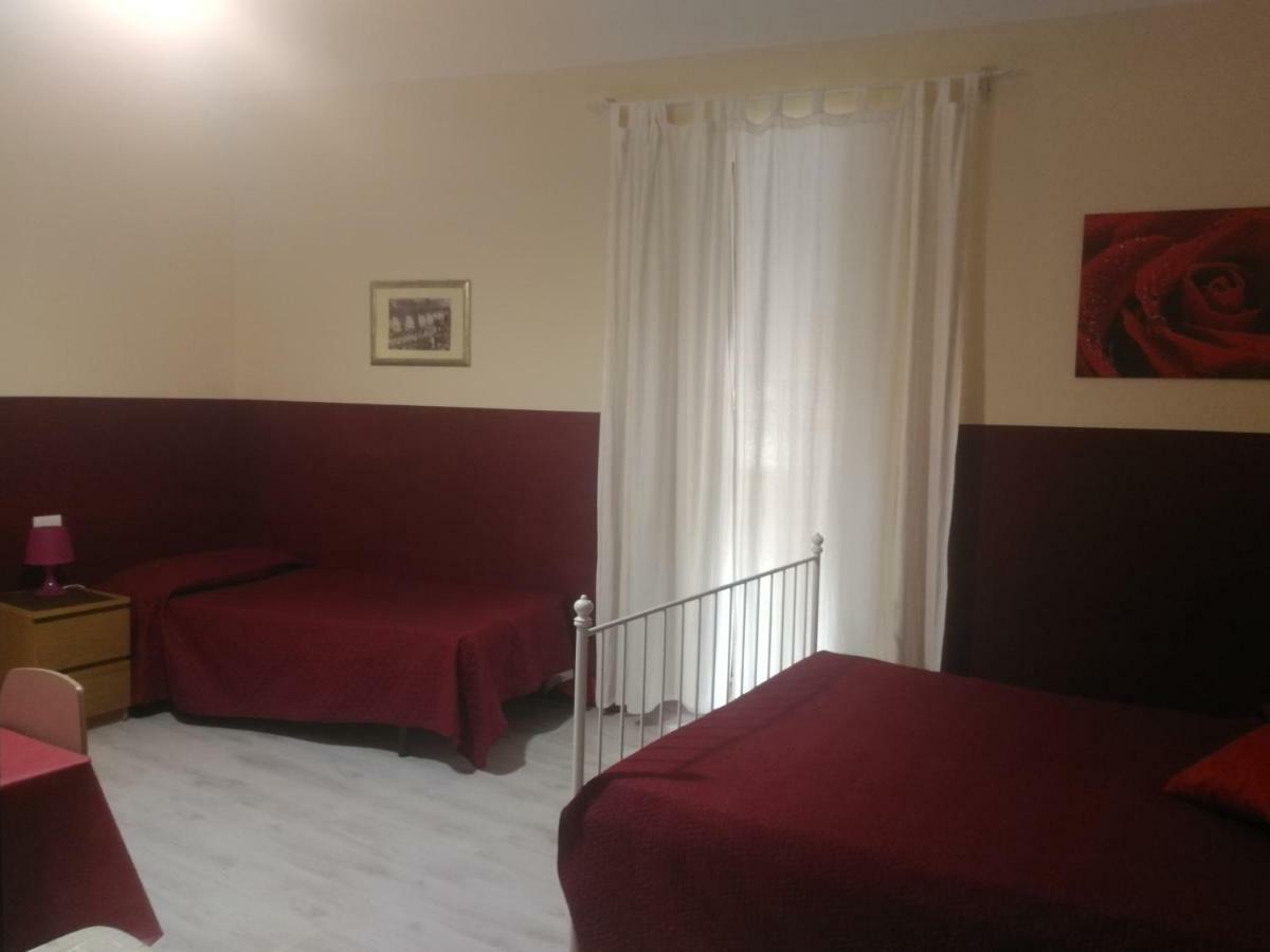 Atrium Rooms 卡塔尼亚 外观 照片